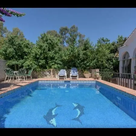 Villa Private With Pool, 3 Bedrooms, 2 Bathrooms, Jacuzzi, Garage 2 Cars, Close Beach, Bbq *