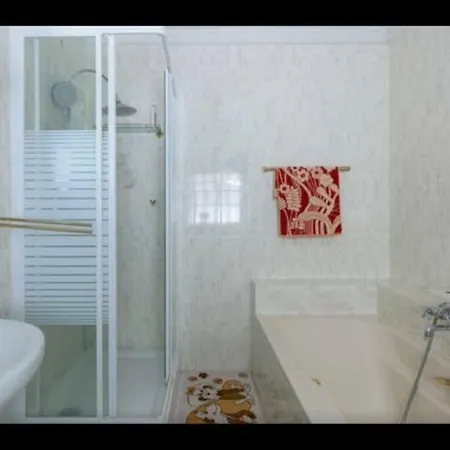 Private With Pool, 3 Bedrooms, 2 Bathrooms, Jacuzzi, Garage 2 Cars, Close Beach, Bbq