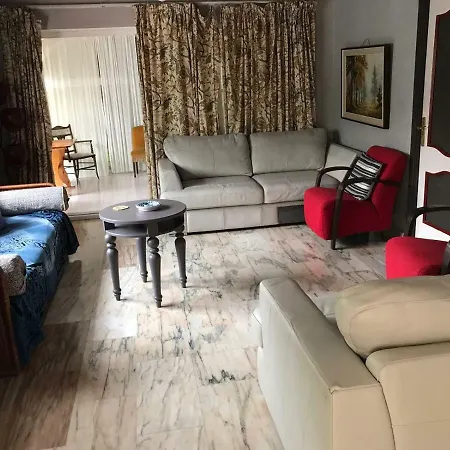 Private With Pool, 3 Bedrooms, 2 Bathrooms, Jacuzzi, Garage 2 Cars, Close Beach, Bbq Villa Marbella