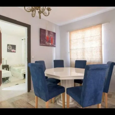 Private With Pool, 3 Bedrooms, 2 Bathrooms, Jacuzzi, Garage 2 Cars, Close Beach, Bbq *